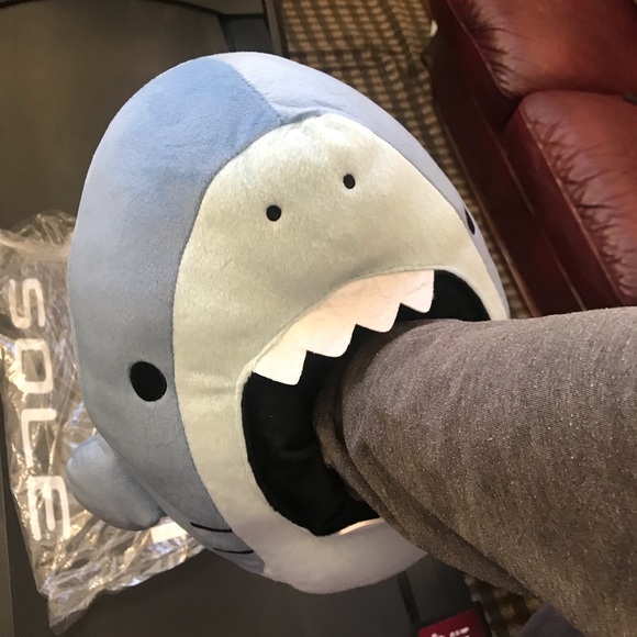 Travel Shark Plushie [NEW] - From Japan - Picture 2 of 6